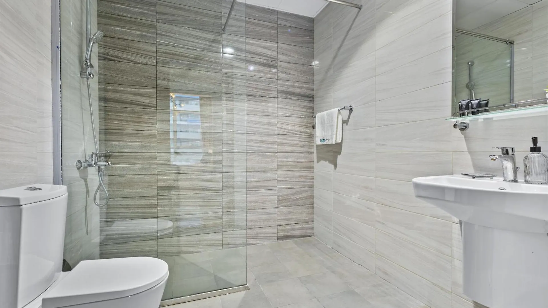 Premium 1 Bedroom Apartment Near Dubai Mall United Arab Emirates